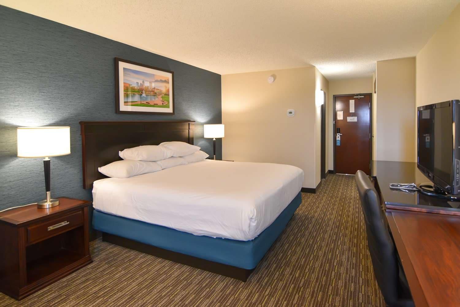 Best Western Plus Indianapolis North At Pyramids Екстериор снимка