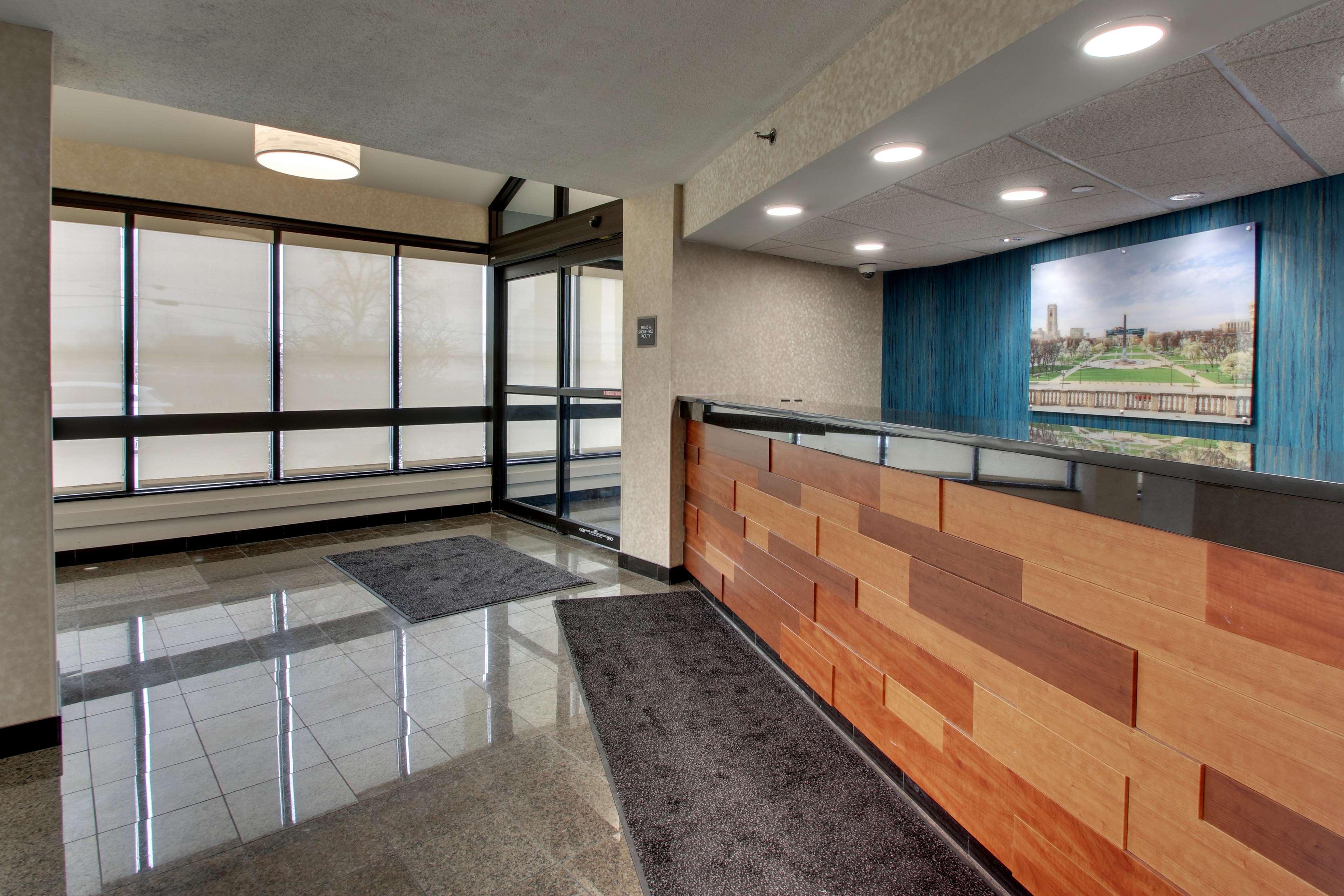 Best Western Plus Indianapolis North At Pyramids Екстериор снимка